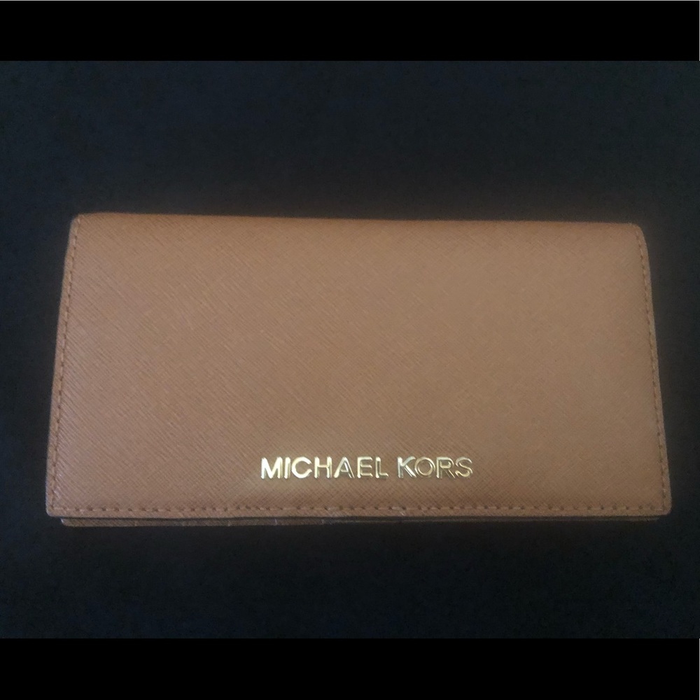 Michael Kors slim wallet